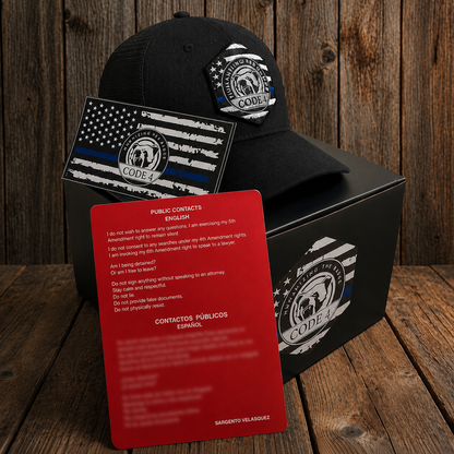 Gorra Código 4 – Edición Premium Línea Azul (Caja + Stickers Incluidos