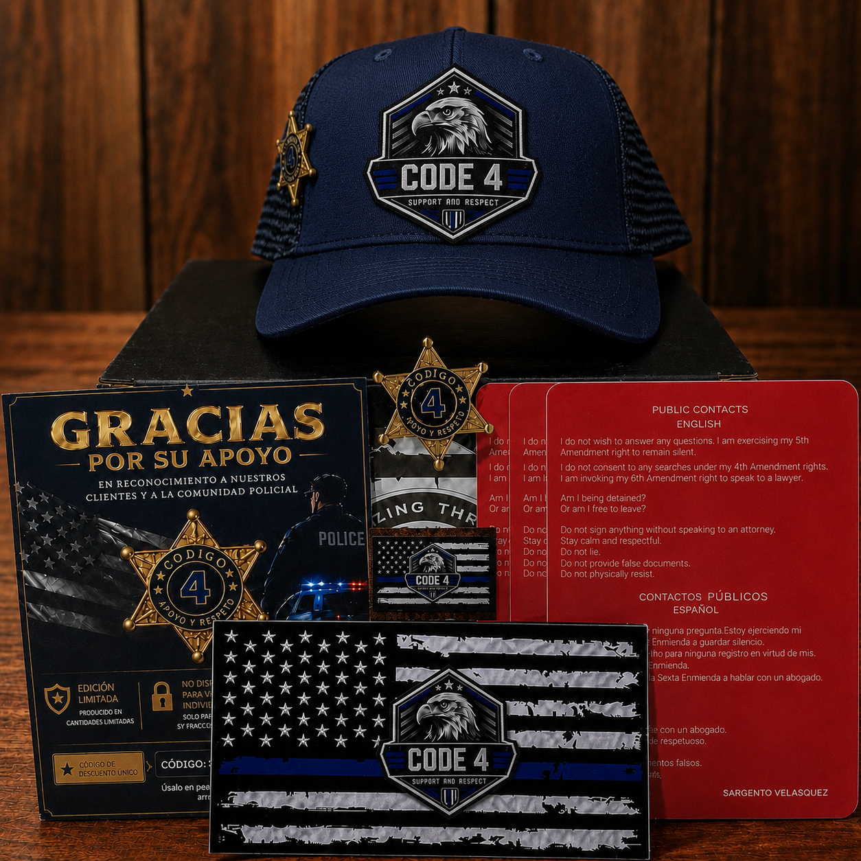 Kit Gorra Código 4 Premium Pin + 3 Tarjetas rojas + 2 Stickers color azul marino